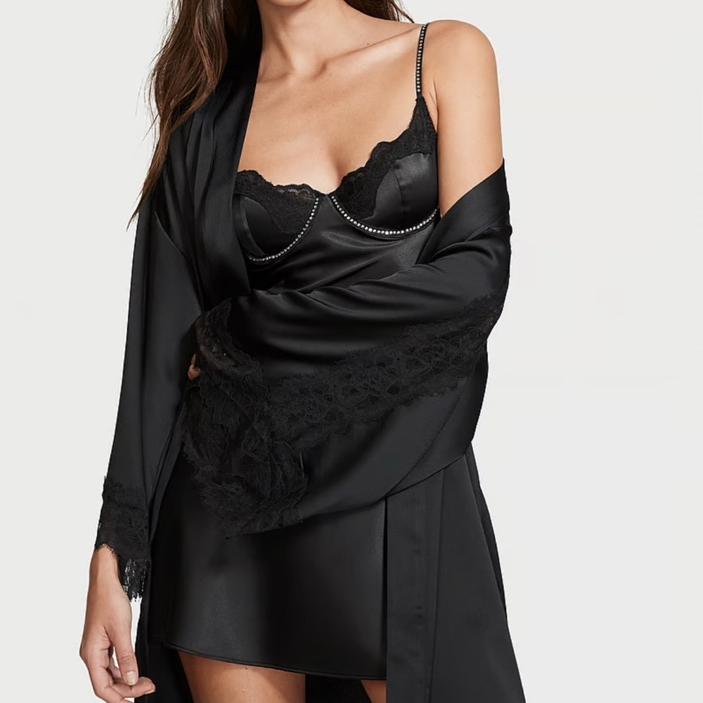 NWT Victoria Secret Rhinestone & Lace Black Slip dress!! ✨🌙